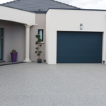 allée de garage et entrée